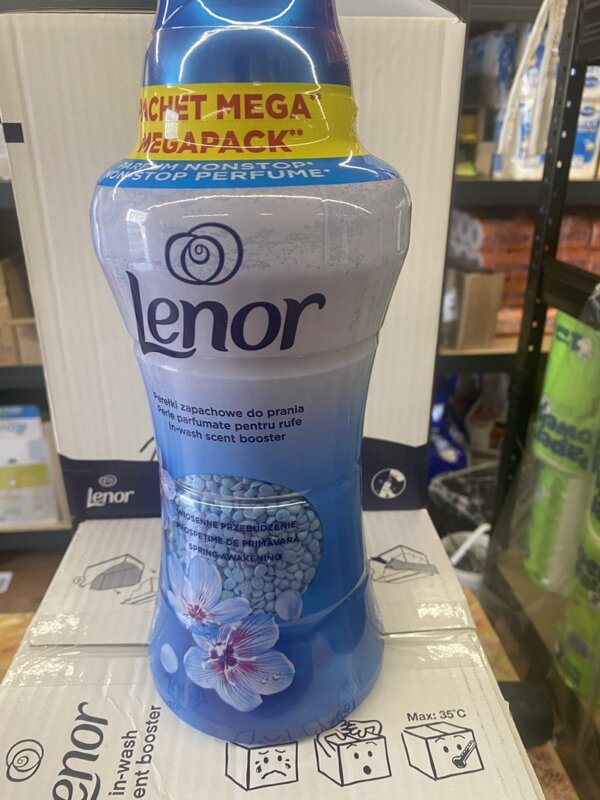 Lenor Spring Awakening 735g